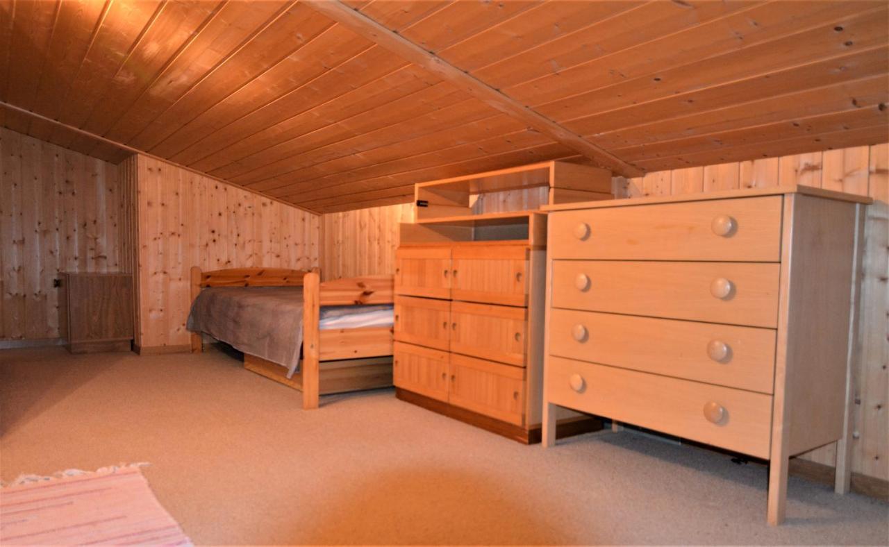 Ferienwohnung Tgesa Zundregn Savognin Exterior foto