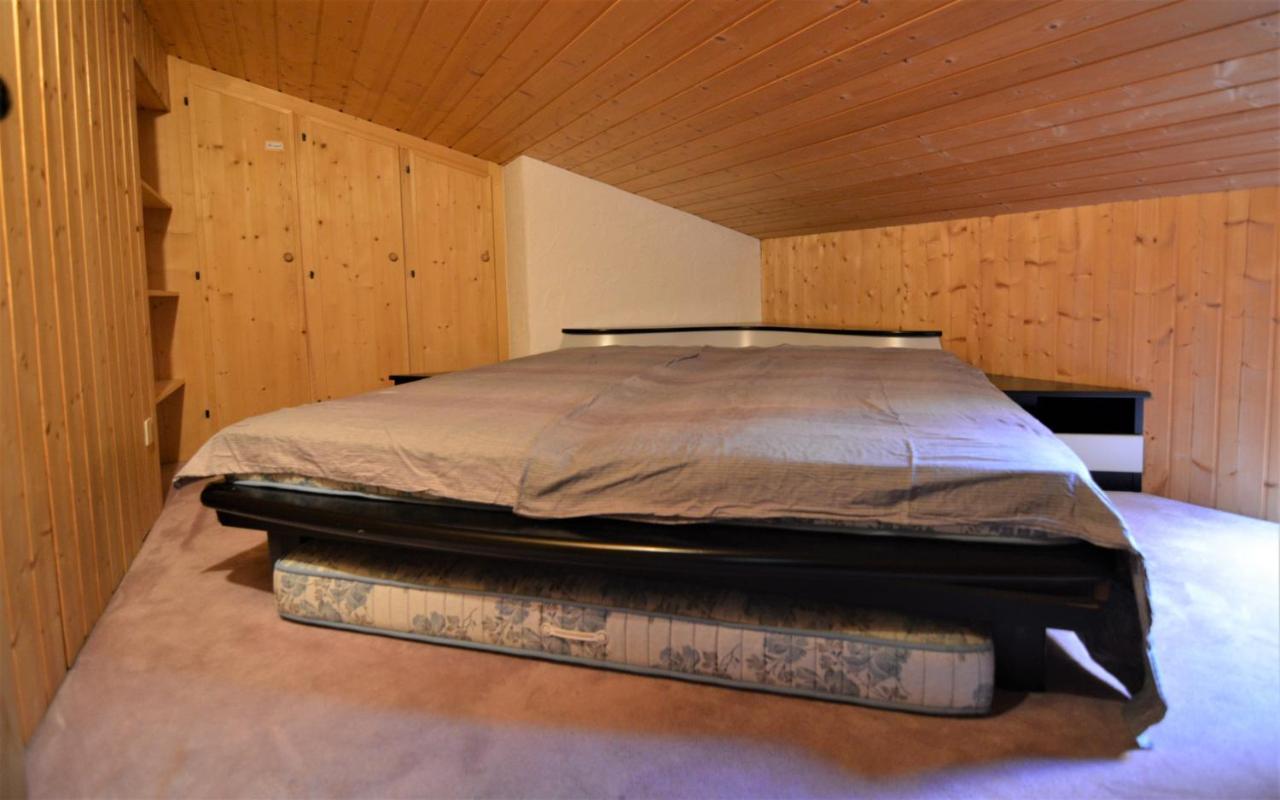 Ferienwohnung Tgesa Zundregn Savognin Exterior foto